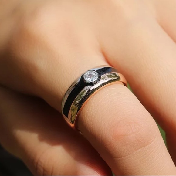 New Special Silver Rose Gold Round CZ Beauty Ring - Picture 7 of 9